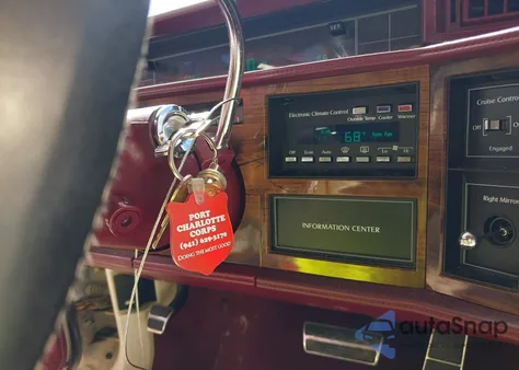 1988 Cadillac Deville из США, поврежденный, VIN 1G6CD5154J4297778